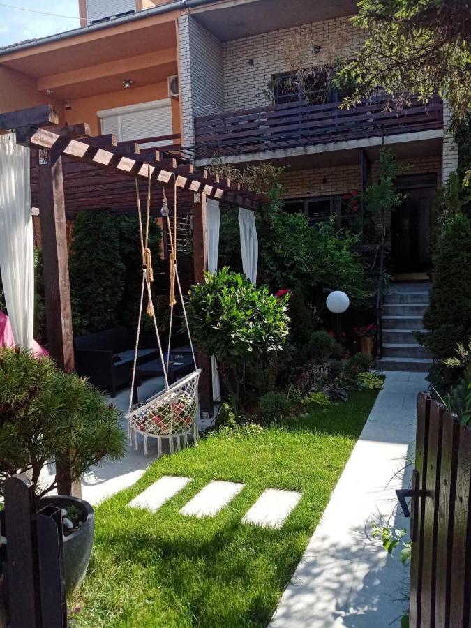 Dusica Apartmani ヤゴディナ エクステリア 写真