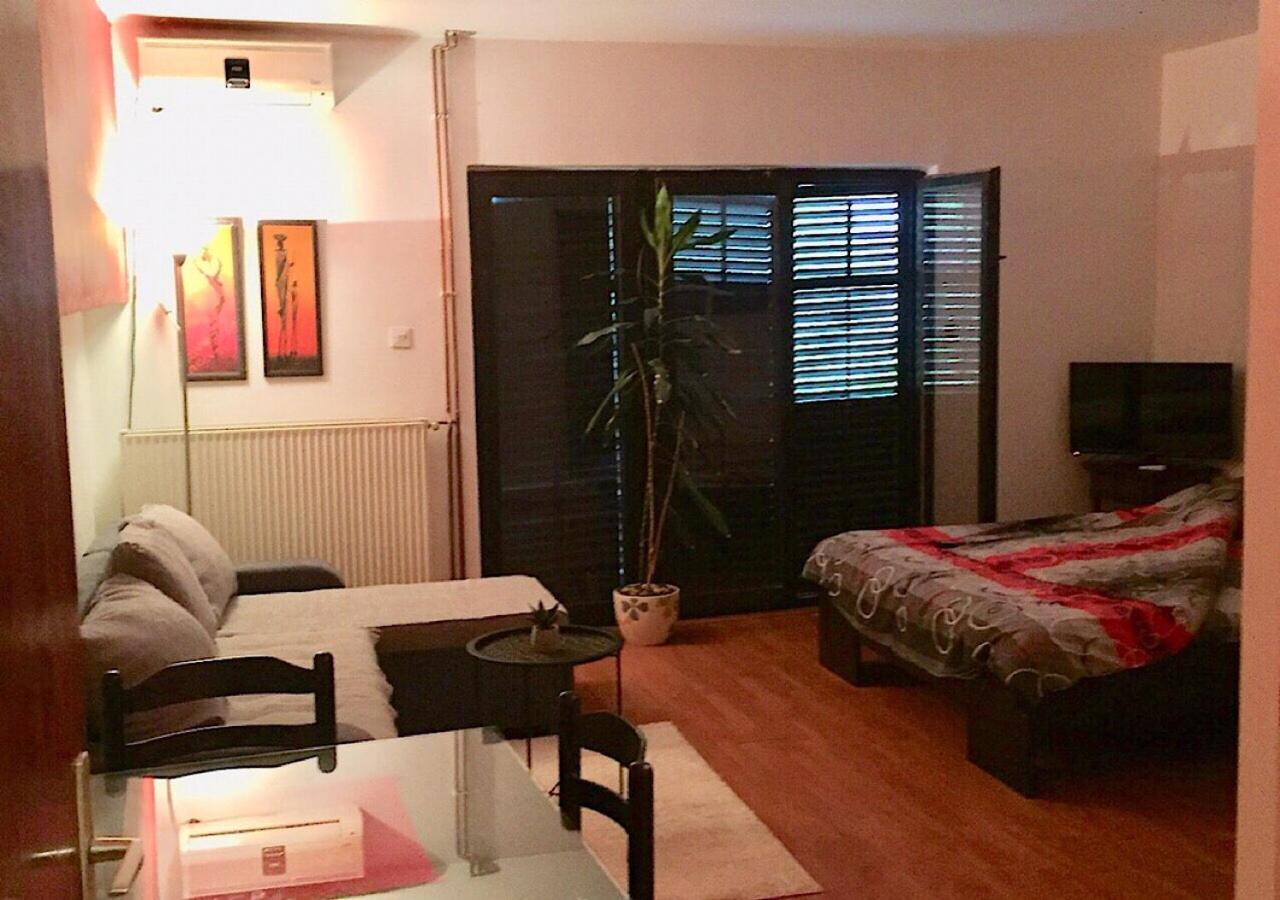 Dusica Apartmani ヤゴディナ エクステリア 写真