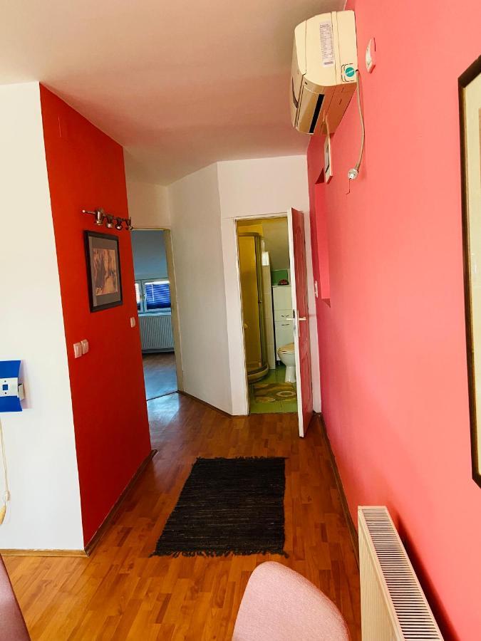 Dusica Apartmani ヤゴディナ エクステリア 写真